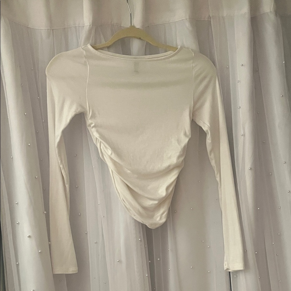 H&M Cream Long Sleeve Bodysuit